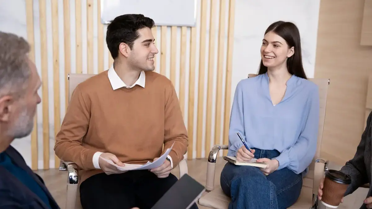 Entrevista grupal: qué es, qué evalúan y cómo prepararte